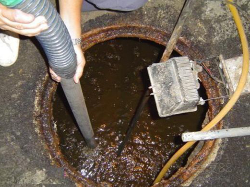 平坝隔油池清理