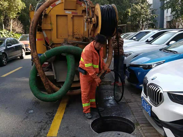 平坝排污管道清淤